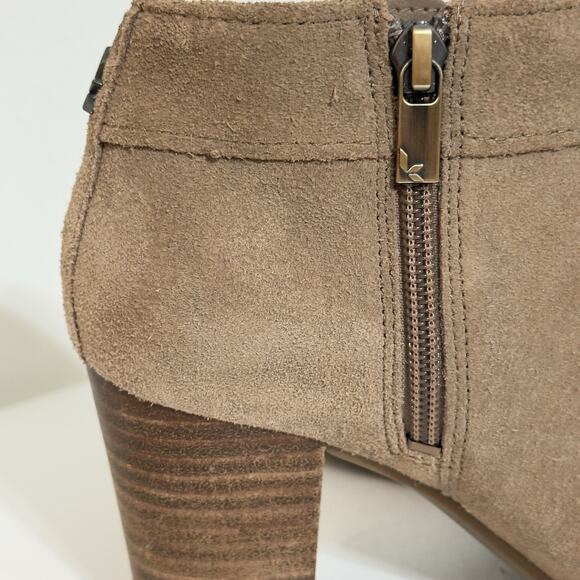 Koolaburra by UGG Women's Amalea Ankle Boot Size 7.5 - Picture 5 of 10